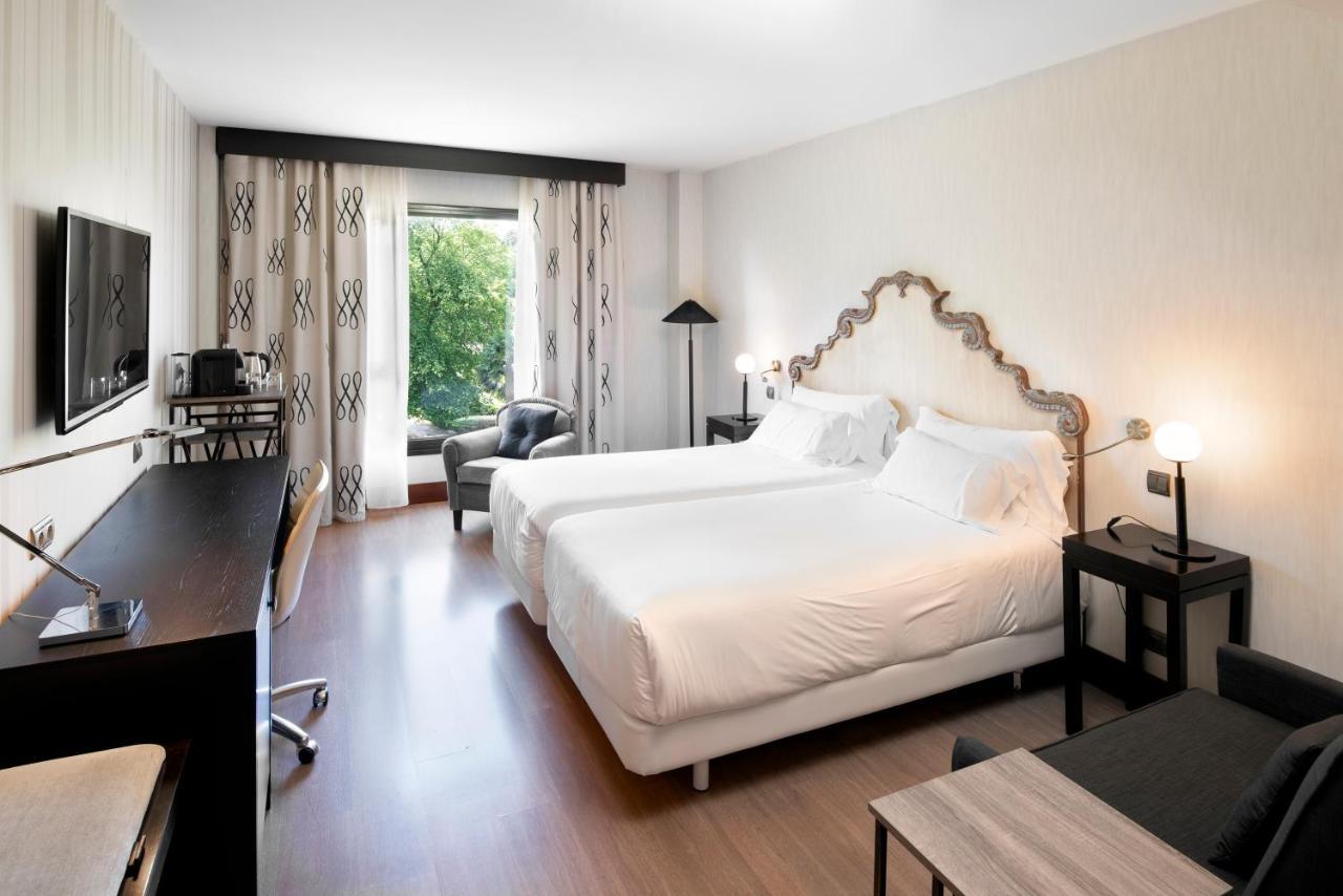 Palacio De Aviles Affiliated By Melia Eksteriør bilde Room