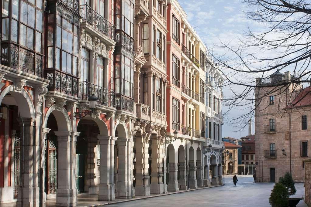 Palacio De Aviles Affiliated By Melia Eksteriør bilde The University of Navarra